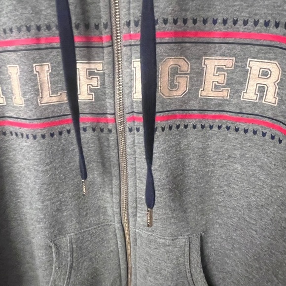 Tommy Hilfiger Gray and Pink Zip-Up Sweatshirt 314 - Picture 2 of 15